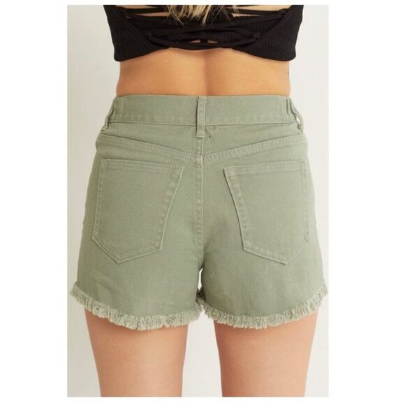 NWT Love Tree Olive Green Distressed Shorts-Destroyed Hem  Size Medium - Picture 3 of 15